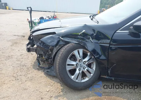 2012 Honda Accord 2.4 Se z USA, uszkodzony, nr VIN 1HGCP2F62CA095984